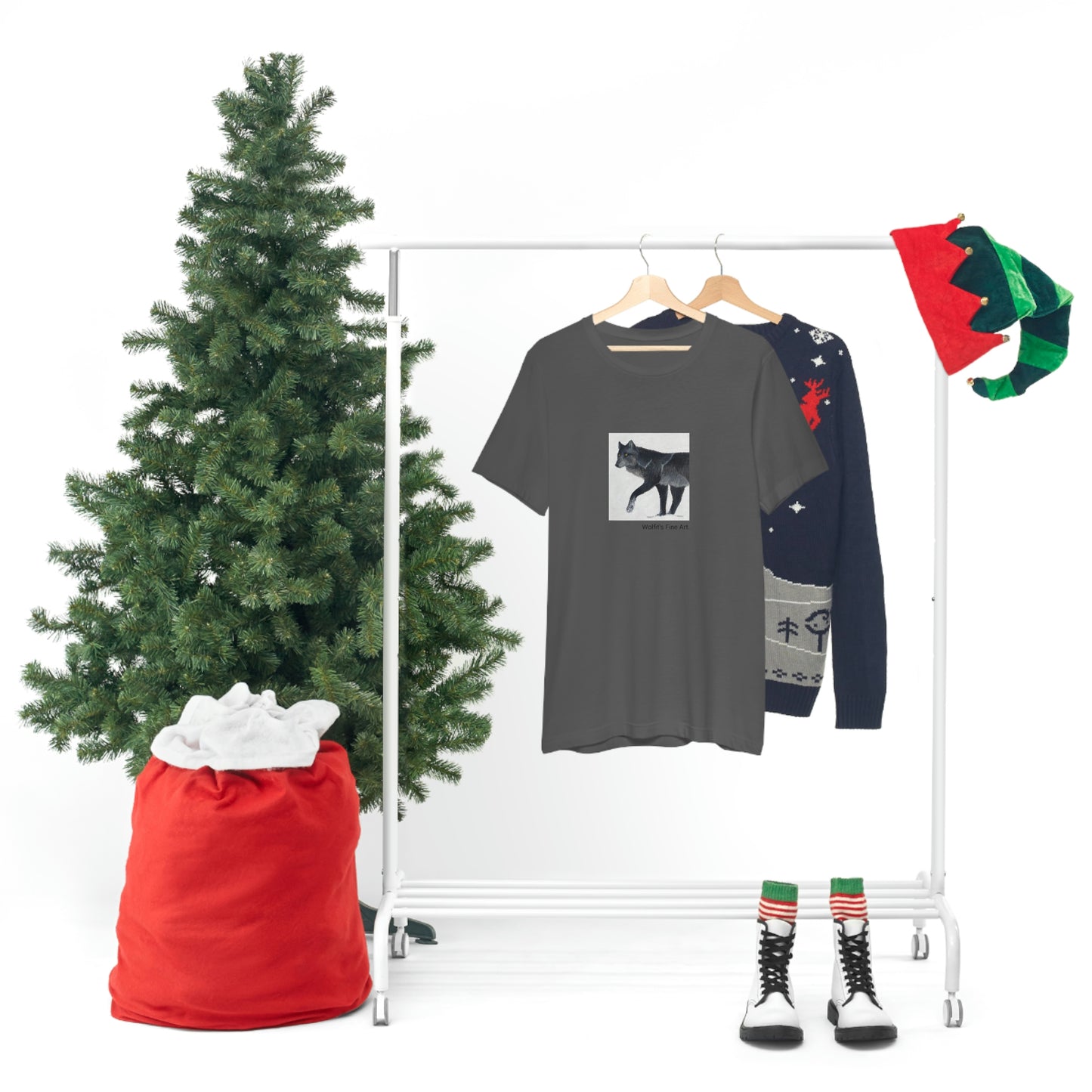 Comfy T-shirt - Wolf